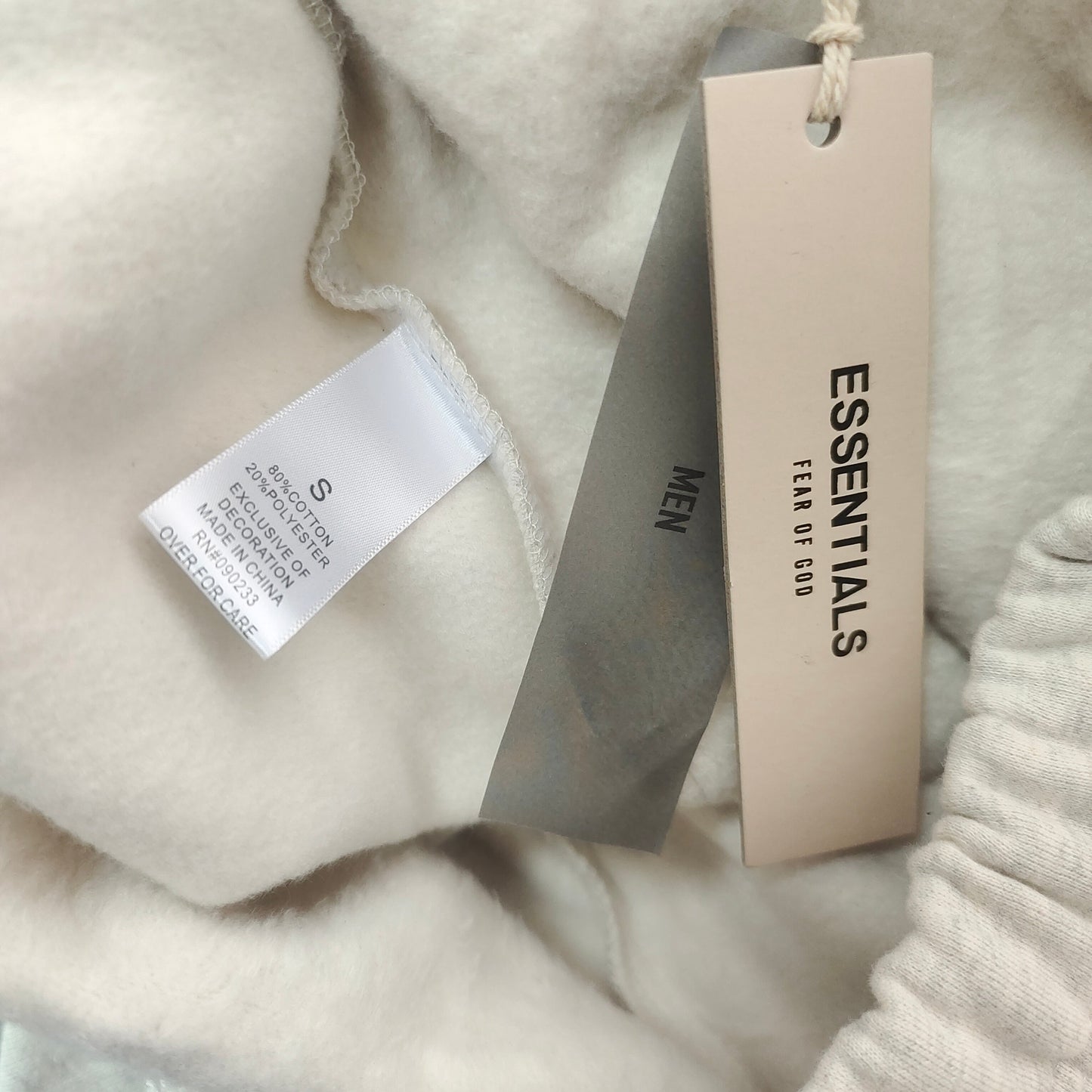 Fear of God ESSENTIALS Relaxed Sweat Shorts