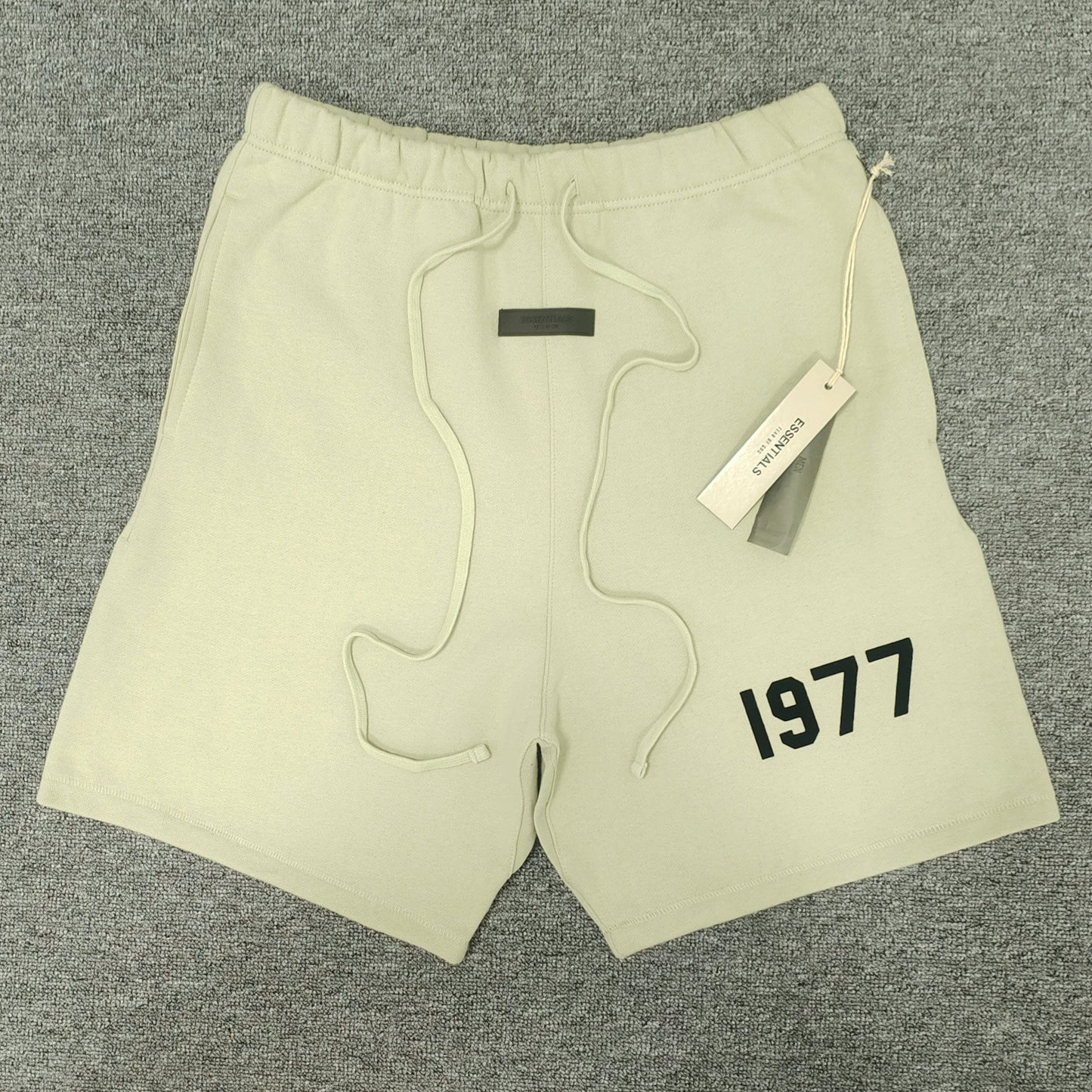 Fear of God ESSENTIALS Relaxed Sweat Shorts