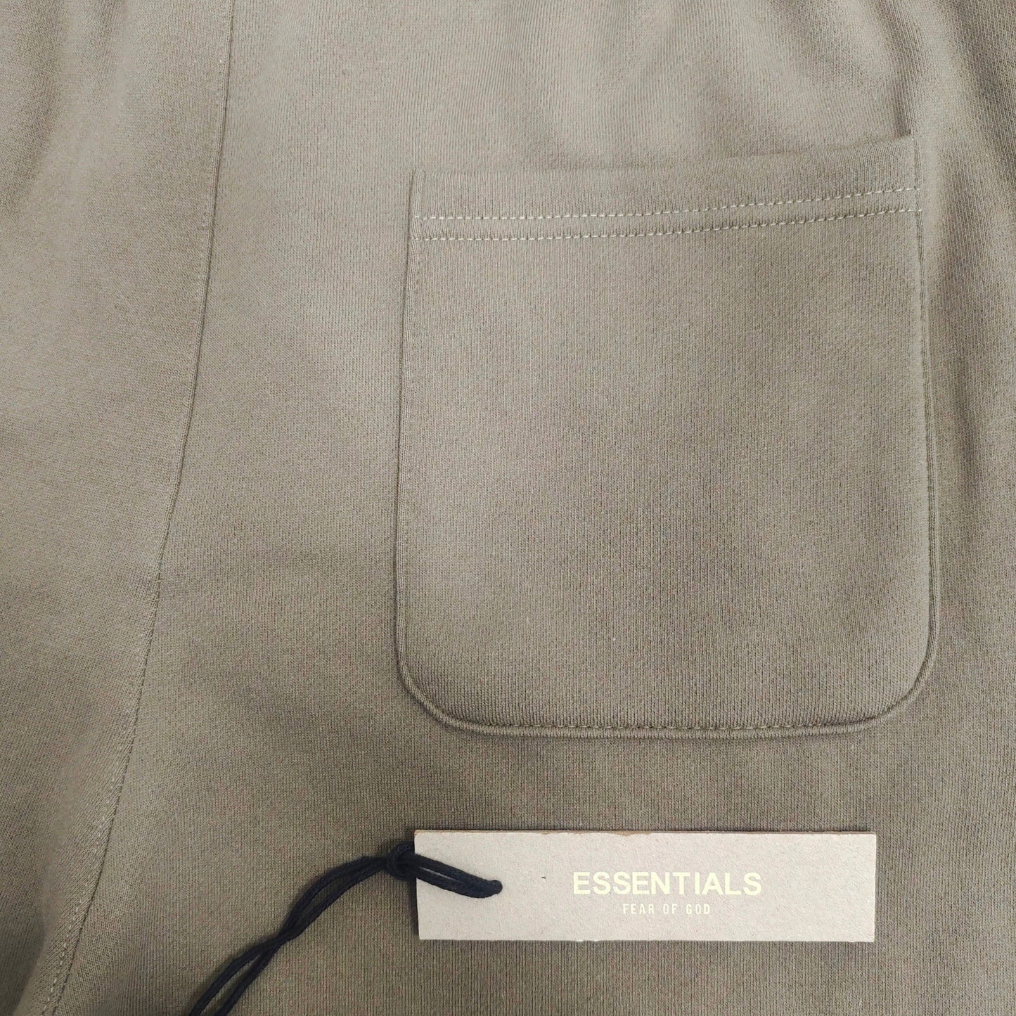 Fear of God ESSENTIALS Relaxed Sweat Shorts