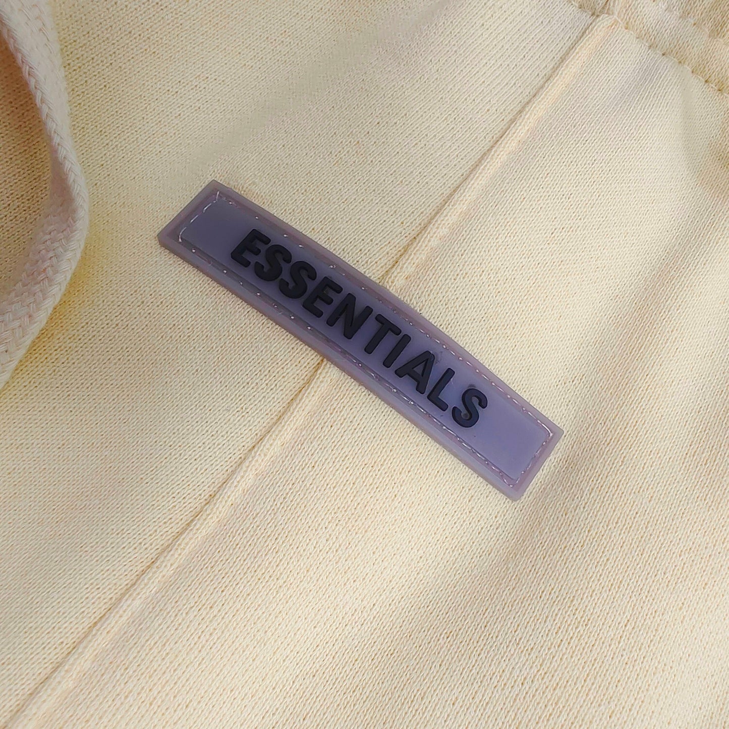 Fear of God ESSENTIALS Relaxed Sweat Shorts