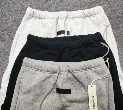 Fear of God ESSENTIALS Baggy Sweatpants